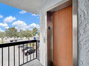 3150 Holiday Springs Blvd 8305, Margate FL 33063