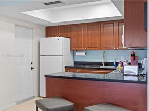 309 SE 12th Ave, Pompano Beach FL 33060