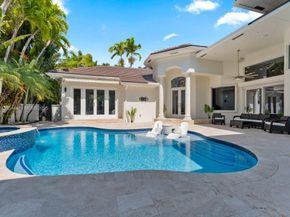 127 Swan Ave, Plantation FL 33324