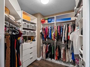 127 Swan Ave, Plantation FL 33324