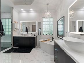 127 Swan Ave, Plantation FL 33324