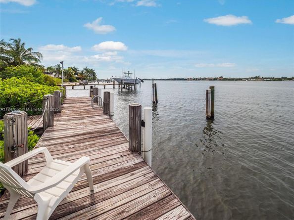 1635 Lands End Rd, Manalapan FL 33462
