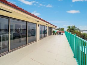 1635 Lands End Rd, Manalapan FL 33462