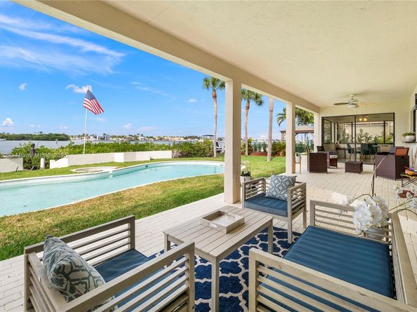 1635 Lands End Rd, Manalapan FL 33462
