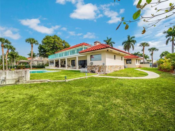 1635 Lands End Rd, Manalapan FL 33462