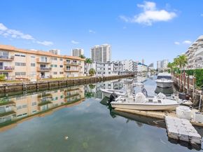 17051 NE 35th Ave 104, North Miami Beach FL 33160