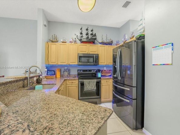2813 Augusta Ln, Homestead FL 33035