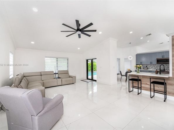 9701 SW 56th Ter, Miami FL 33173