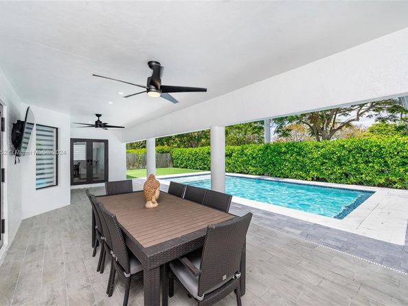 9701 SW 56th Ter, Miami FL 33173