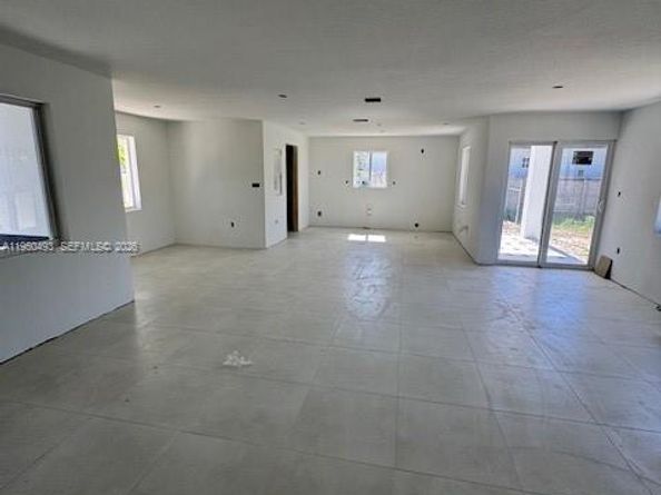 310 NW 6 st, Homestead FL 33030