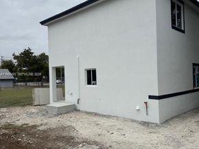 310 NW 6 st, Homestead FL 33030