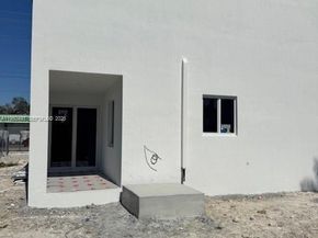 310 NW 6 st, Homestead FL 33030