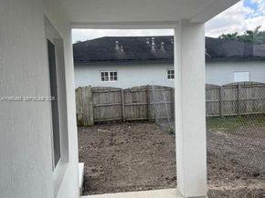 310 NW 6 st, Homestead FL 33030