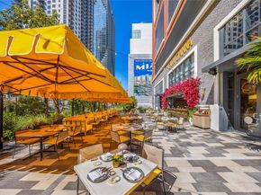 159 NE 6th St 4011, Miami FL 33132