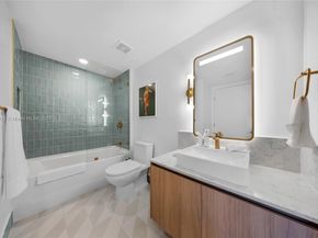 159 NE 6th St 4011, Miami FL 33132