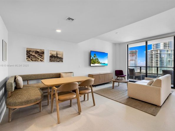159 NE 6th St 4011, Miami FL 33132