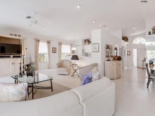 12244 Castle Pines Rd, Boynton Beach FL 33437