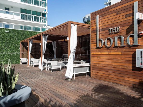 1080 Brickell Ave 209, Miami FL 33131