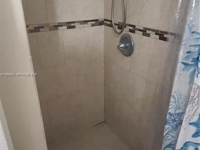 4801 NW 7 St 20916, Miami FL 33126