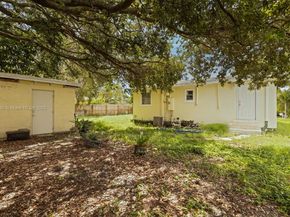 1711 NW 7th Pl, Fort Lauderdale FL 33311