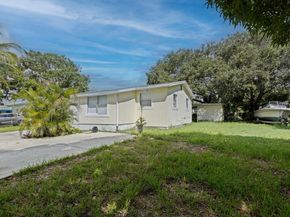 1711 NW 7th Pl, Fort Lauderdale FL 33311