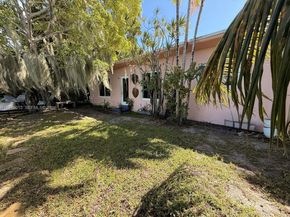 1785 Calais Dr 8, Miami Beach FL 33141