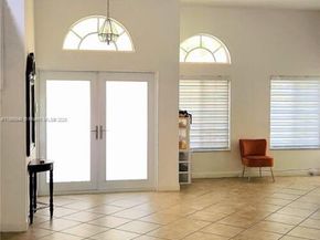 1035 NE 36th Ave, Homestead FL 33033
