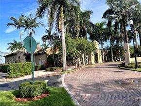 1035 NE 36th Ave, Homestead FL 33033