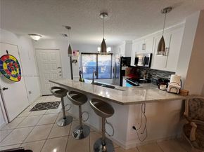 5214 NW 190th St, Miami Gardens FL 33055