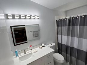 5214 NW 190th St, Miami Gardens FL 33055