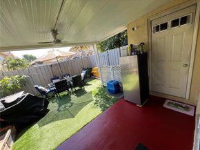 5214 NW 190th St, Miami Gardens FL 33055