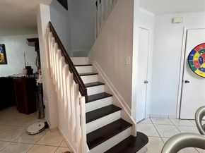 5214 NW 190th St, Miami Gardens FL 33055