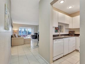 4805 NW 35th St 603, Lauderdale Lakes FL 33319