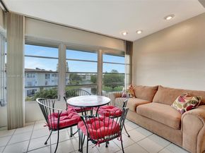 4805 NW 35th St 603, Lauderdale Lakes FL 33319