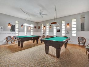 4805 NW 35th St 603, Lauderdale Lakes FL 33319