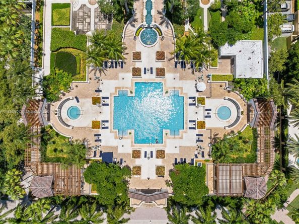 2000 Island Blvd 2409, Aventura FL 33160