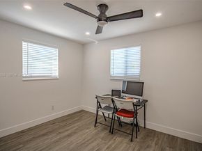 Undisclosed Address #A11940358, Oakland Park FL 33334