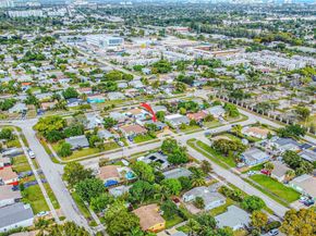 Undisclosed Address #A11940358, Oakland Park FL 33334