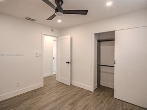 Undisclosed Address #A11940358, Oakland Park FL 33334