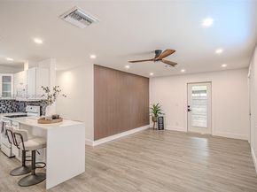 Undisclosed Address #A11940358, Oakland Park FL 33334