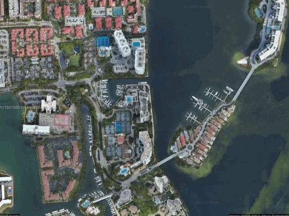 7000 Island Blvd 403, Aventura FL 33160