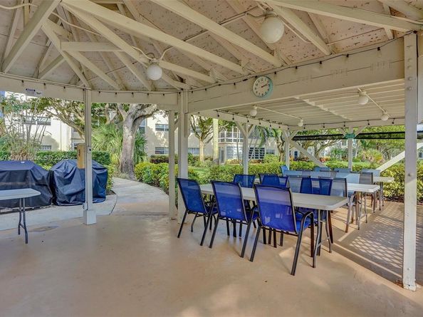 5103 NW 35th St 506, Lauderdale Lakes FL 33319