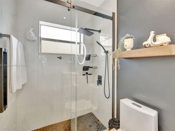 5103 NW 35th St 506, Lauderdale Lakes FL 33319