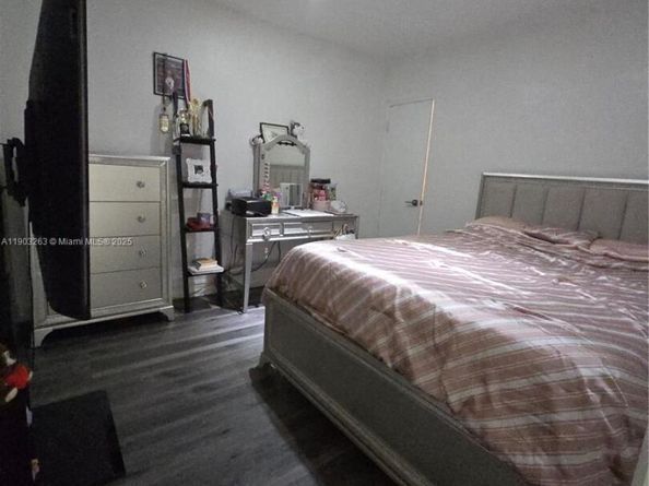 675 E 31st St, Hialeah FL 33013