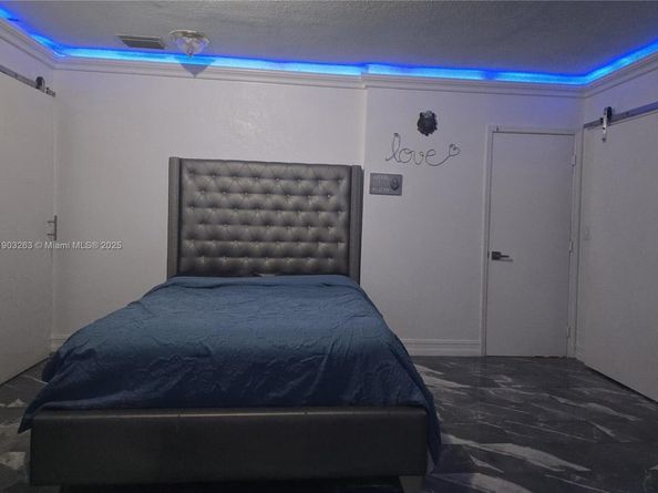 675 E 31st St, Hialeah FL 33013