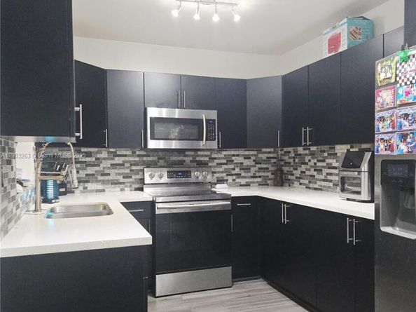 675 E 31st St, Hialeah FL 33013