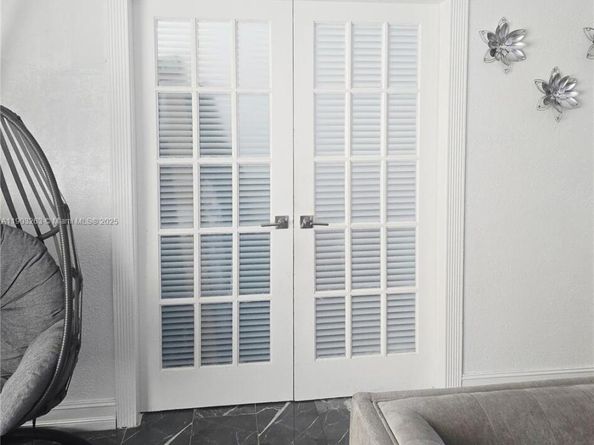 675 E 31st St, Hialeah FL 33013