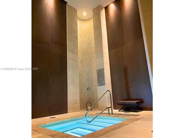 1830 S Ocean Dr 4407, Hallandale Beach FL 33009