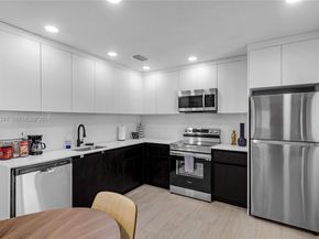 1044 NW 29th St, Miami FL 33127