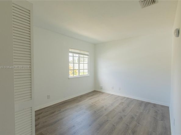 1711 SW 116th Way, Miramar FL 33025